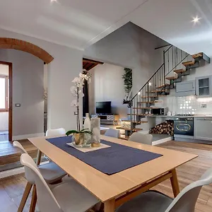 Apartment Faenza By Mamo, Florence