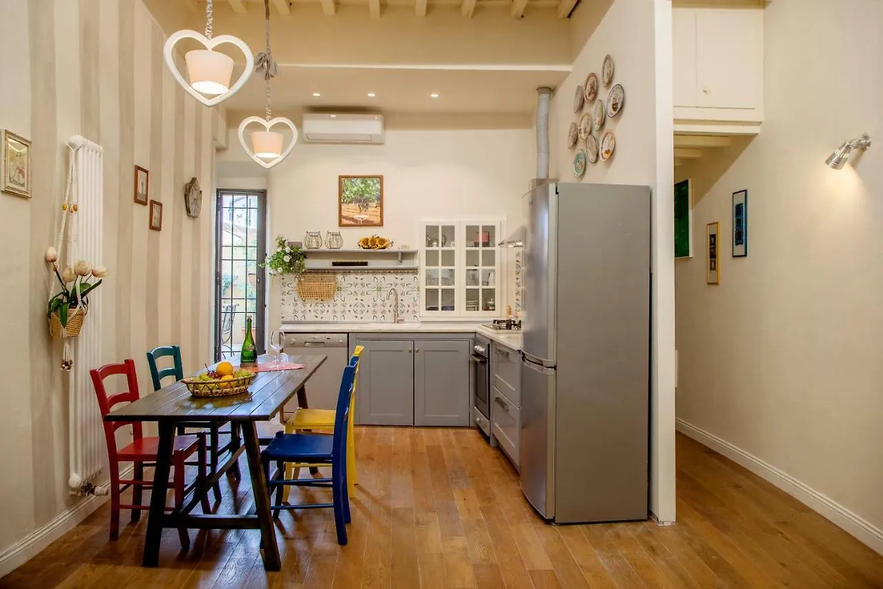 Renaissance Florence Apartment