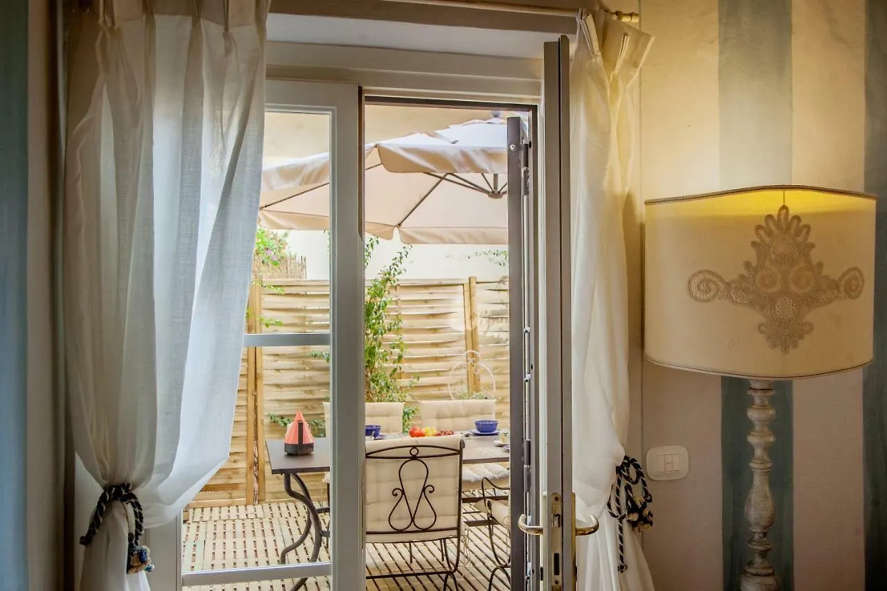 Renaissance Florence Apartment
